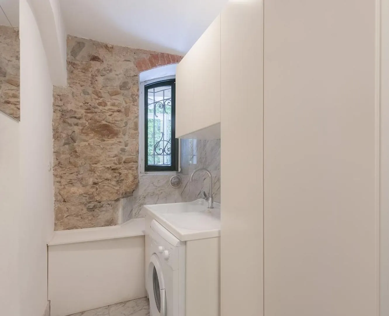 - The Marble Home Versilia- Free Parking- Marina di Massa
