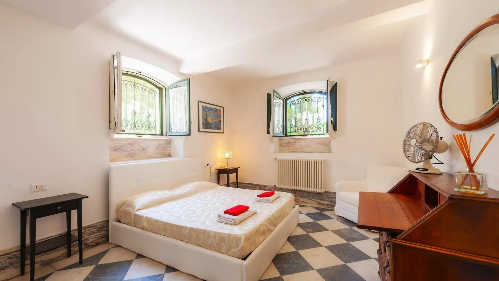 - The Marble Home Versilia- Free Parking- Marina di Massa Italy